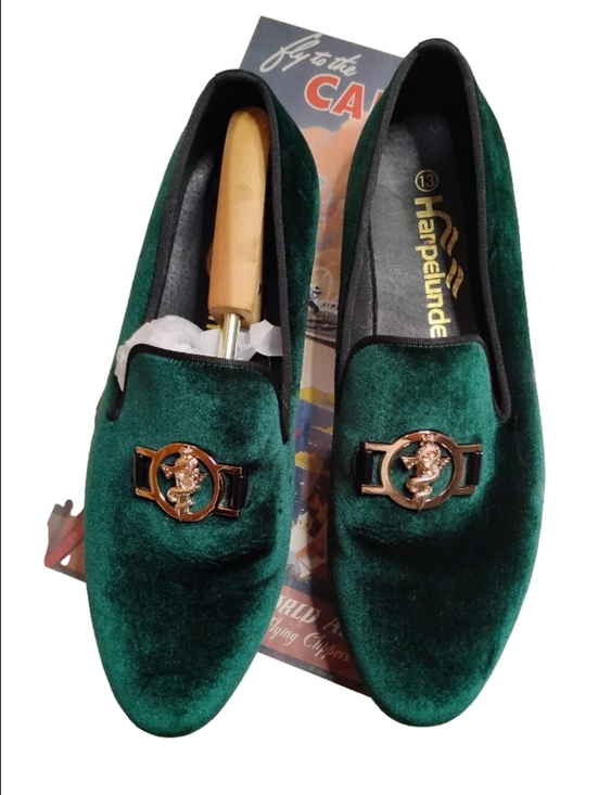 harpelunde Other - Harpelunde Medical Symbol Buckle Green Velvet Loafers. Size 13